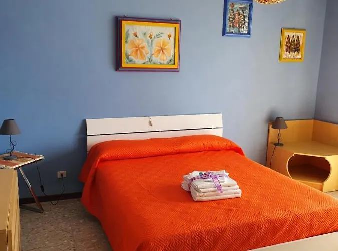 Anly 카네로 리비에라