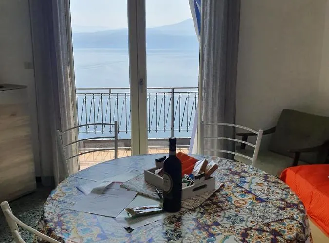 Anly 카네로 리비에라