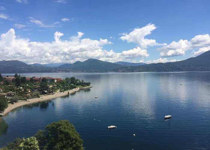 Anly Cannero Riviera